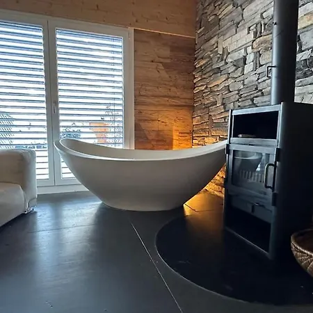 Holiday home Out Of The Box - Two Creative Tiny By Heiti Gstaad *