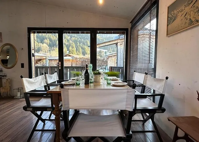 Out Of The Box - Two Creative Tiny By Heiti Gstaad Casa vacanze